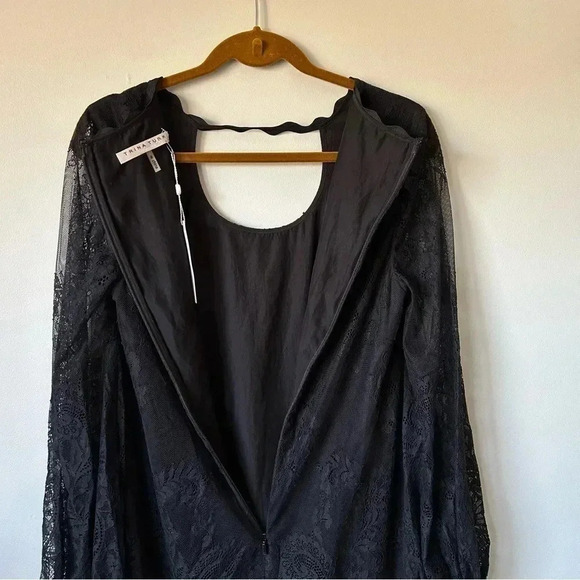 Trina Turk | TIPSY LACE DRESS - Picture 5 of 12